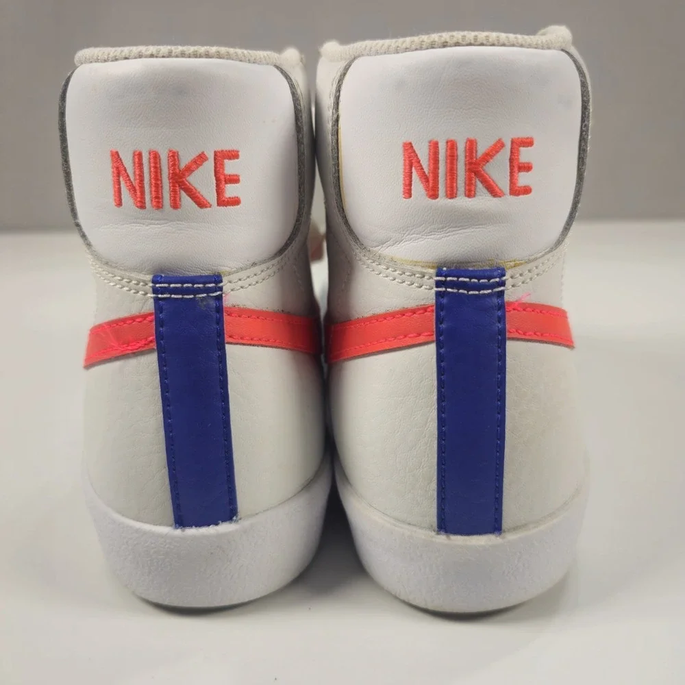 Nike Blazer Mid 77 GS Platinum Tint Crimson Size 7Y Mens 7 Womens 8.5 DA4086-004